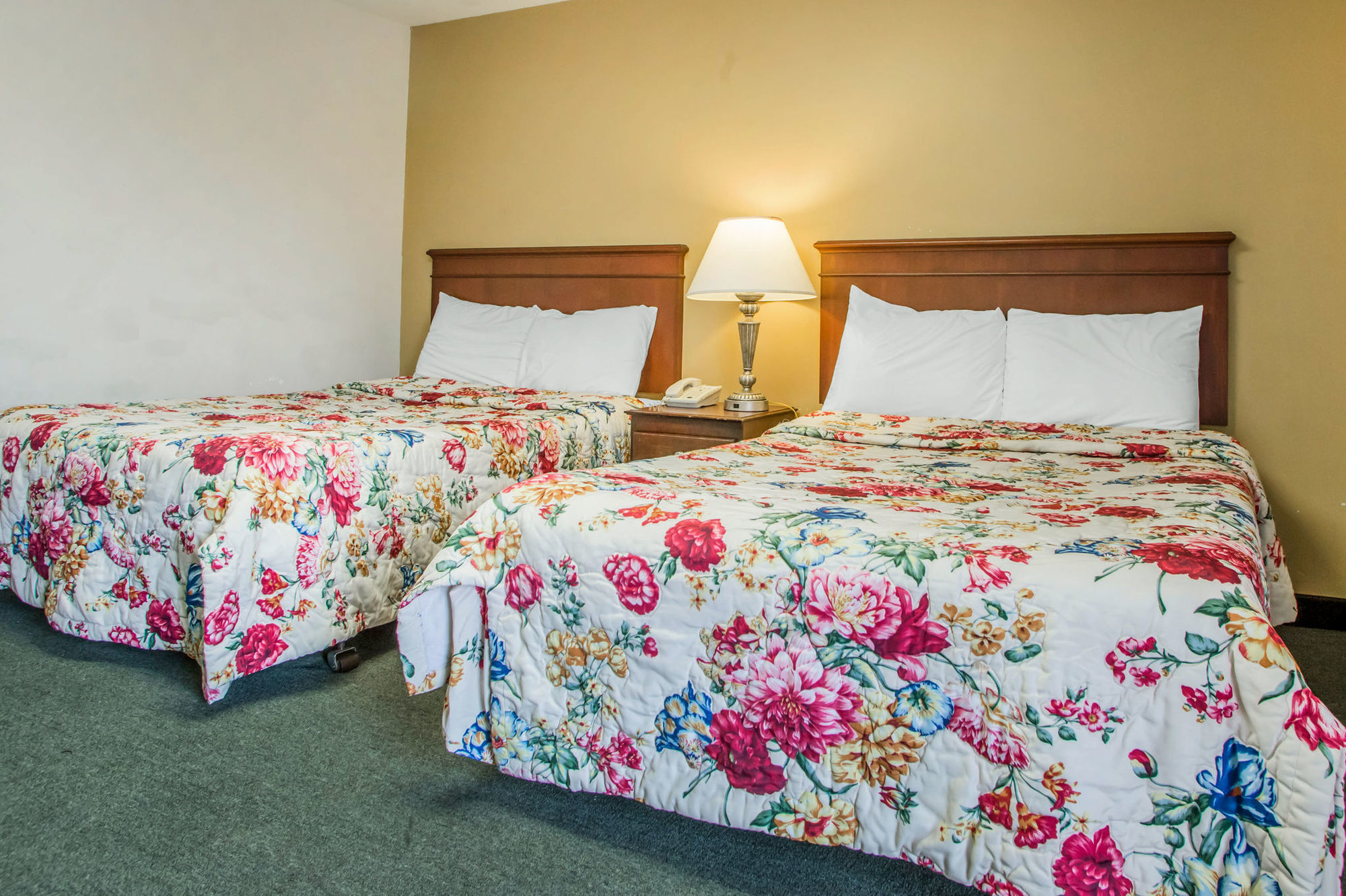 Rodeway Inn Parkway Galloway Szoba fotó